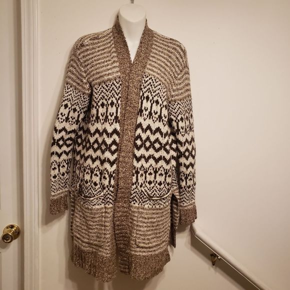 American Eagle sweater - Picture 1 of 6